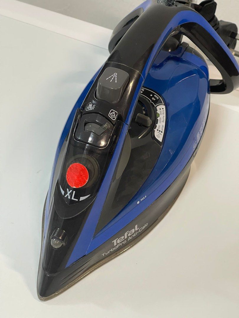 BÀN ỦI HƠI NƯỚC 2600W TEFAL FV5648